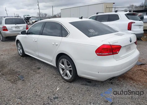 2014 Volkswagen Passat 2.0L Tdi Se из США, поврежденный, VIN 1VWBN7A39EC026126